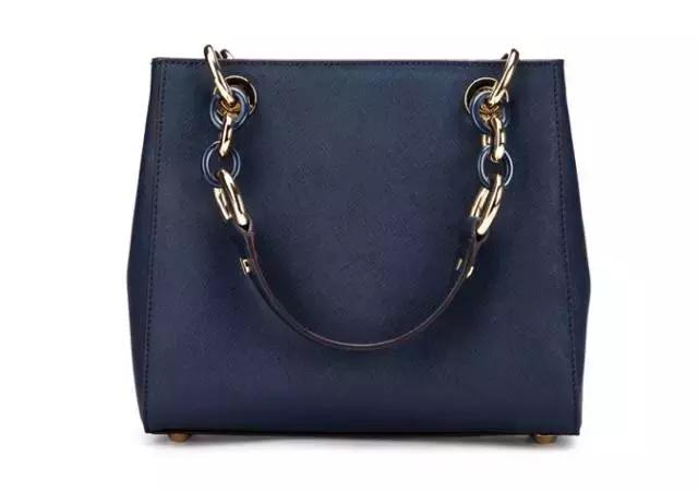 当职场添上时尚的元素,给你不一样的生活体验