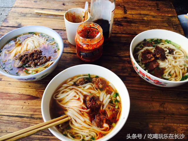 愿我走出半生归来仍是少年的句子,愿我走出半生归来仍是少年下一句