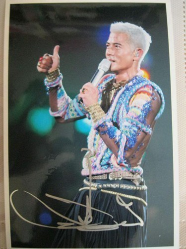 明星签名谁最酷？杨紫看起来像李好范冰冰霸气杨幂跟平时差不多