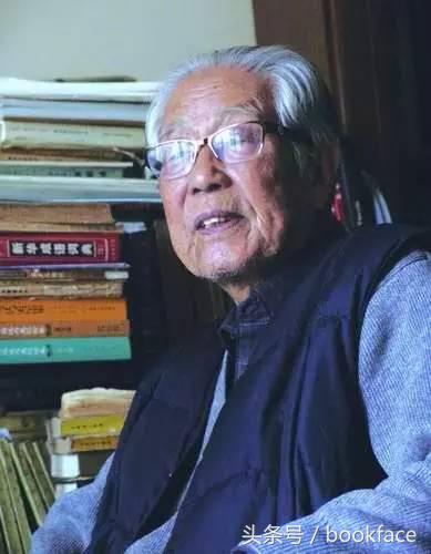 一群男人列队欢迎,霸道总裁出场一群男生迎接