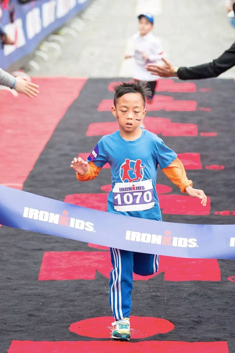 1岁的宝宝比赛,一岁宝宝能参加的比赛