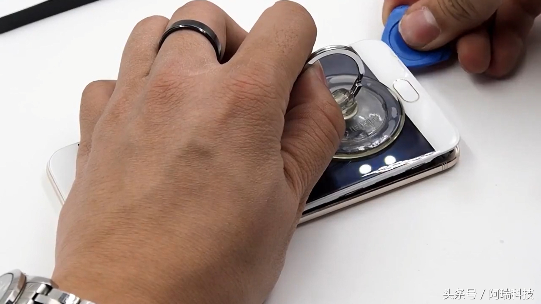 oppor9s鎷嗚В瑙嗛鏁欑▼,oppor9s鎷嗘満璇︾粏鍥捐В