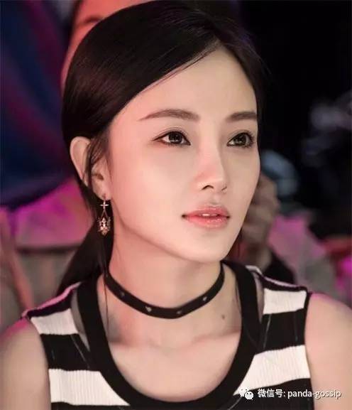 李小璐原来的双眼皮,李小璐双眼皮变脸视频