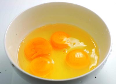 养猪小技巧:生鸡蛋治猪病,疗效好!