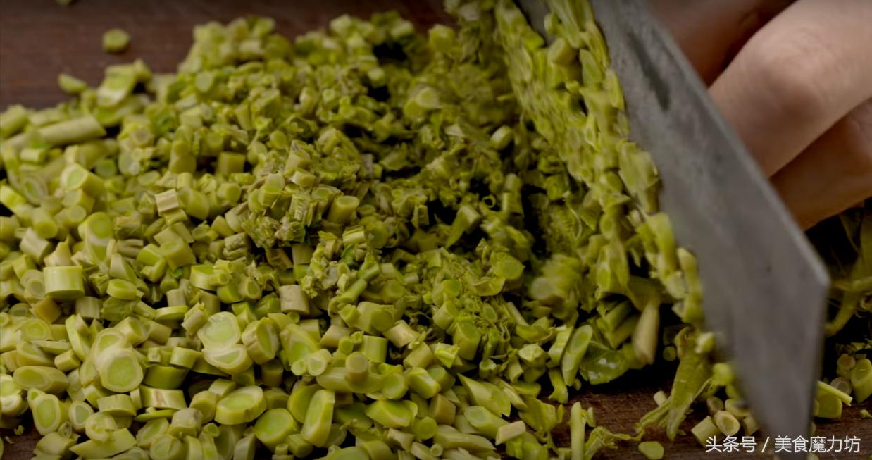 香椿怎么腌制好吃保存时间还长,如何腌制香椿好吃能久放不坏