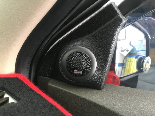 灯光加音乐的味道五菱改装古登套装喇叭—金华万车乐