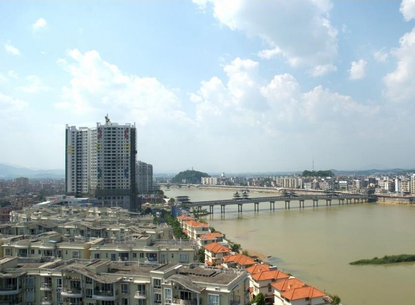 温碧霞是广东四会哪里人,温碧霞老家四会哪个镇