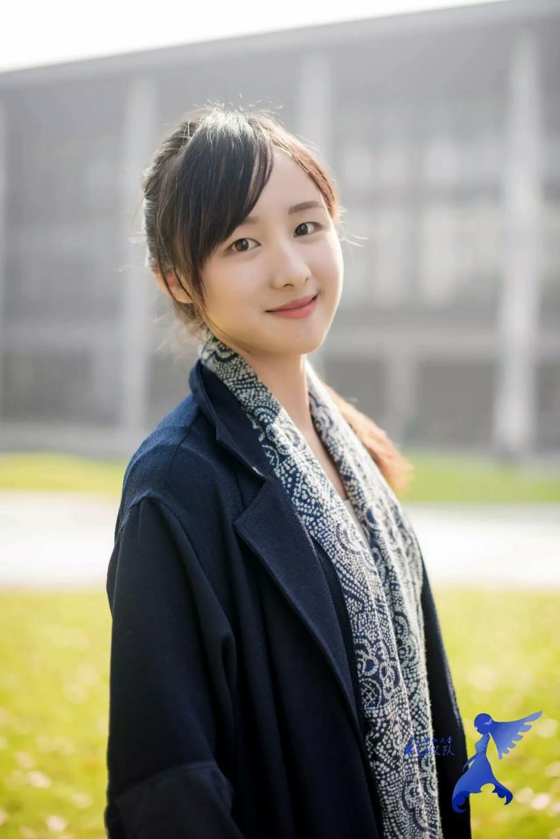 大学堪比美容院？从入学到毕业，对比照太震撼！