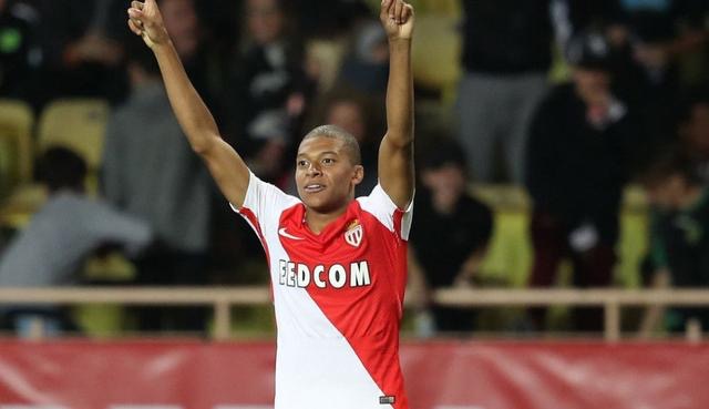 恒大笑了！法国布加迪竞速中超奇瑞，新C罗示好中超恐引足坛地震