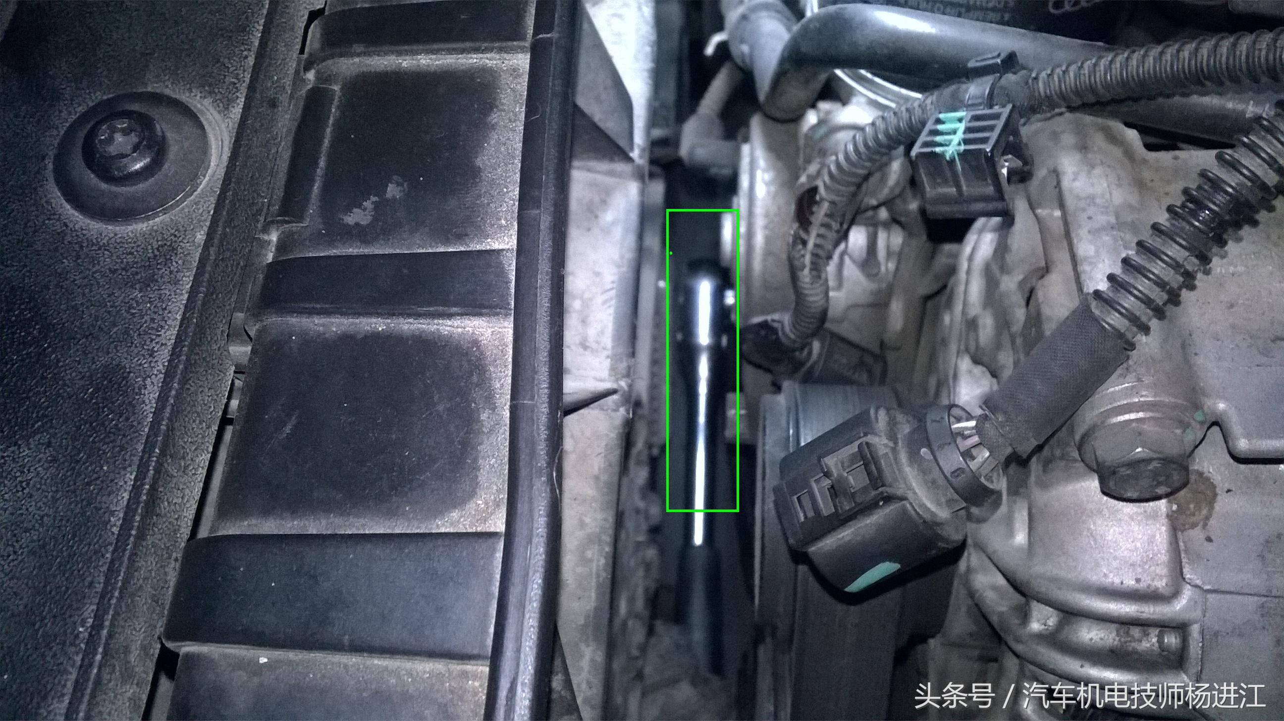 发动机漏防冻液维修多少钱,车漏防冻液最快的修补方法