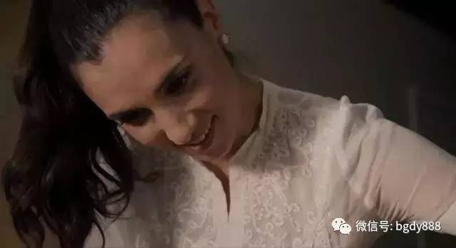 这部特殊服务的电影一点都不污，还纯得要命