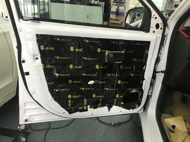 灯光加音乐的味道五菱改装古登套装喇叭—金华万车乐