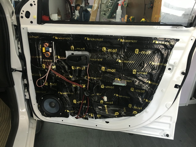 灯光加音乐的味道五菱改装古登套装喇叭—金华万车乐