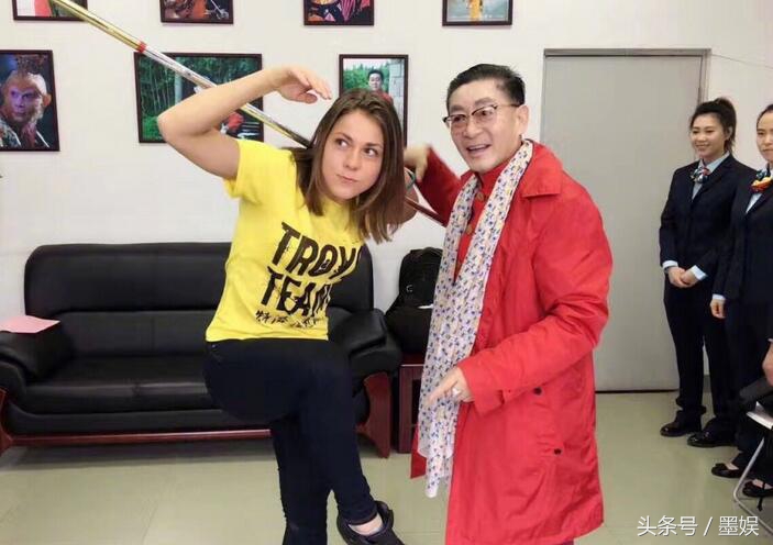 六小龄童医院住院,六小龄童住院情况如何