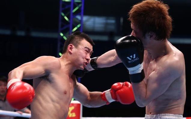 一龙被各大高手ko,一龙打韩国空手道冠军小迷妹傻眼