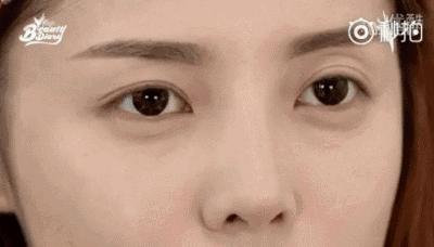 45岁的高圆圆和25岁的周冬雨,周冬雨高圆圆淡妆