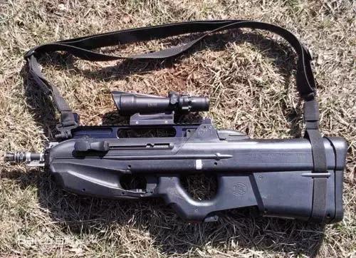 外军评价解放军武器,中国的95式步枪有什么缺点