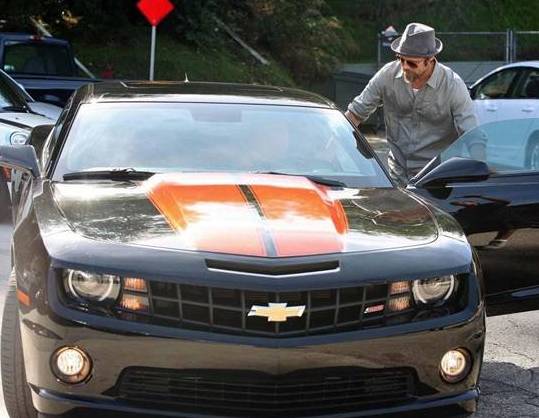 雪佛兰科迈罗大黄蜂最快时速,为什么大黄蜂人气这么高