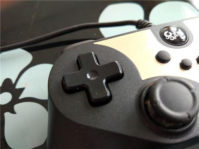 北通蝙蝠无线游戏手柄,北通蝙蝠游戏手柄2无线版