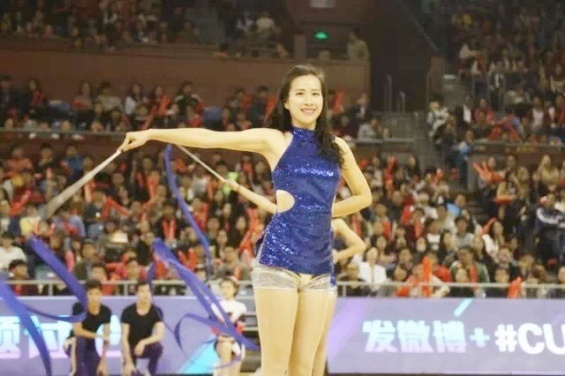 大学堪比美容院？从入学到毕业，对比照太震撼！