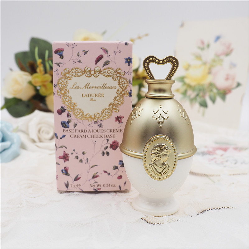 你和女神的差距只是一双化妆的手,你和女神之间只差一个妆面