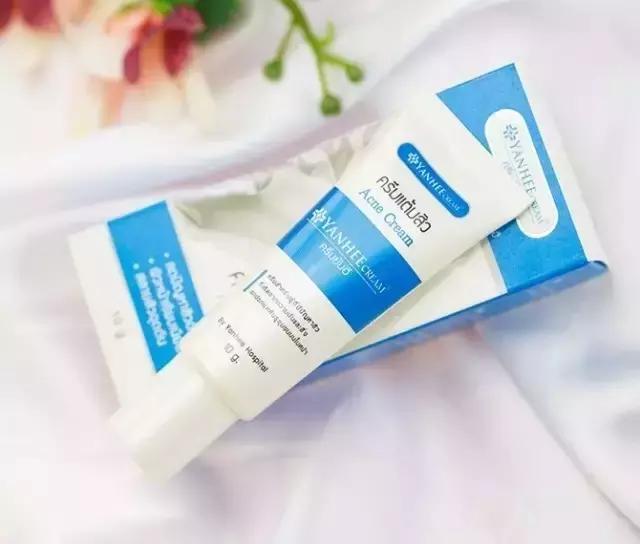 到了泰国买什么比较好,去泰国旅游买青草膏