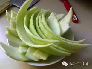 宝宝起痱子什么办法好得快,宝宝起痱子了怎么快速消除