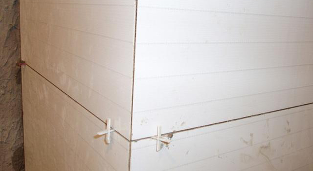 瓷砖怎么贴比较好,瓷砖该怎么贴才是正确的