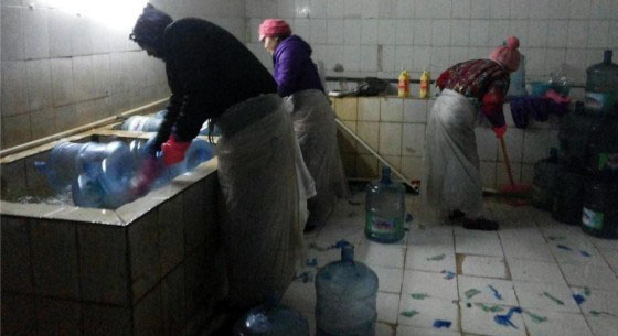 内部人揭秘桶装水内幕，马桶水都比你喝的水干净！