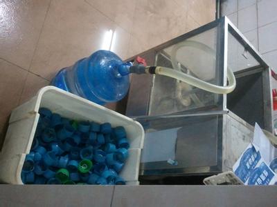 内部人揭秘桶装水内幕，马桶水都比你喝的水干净！