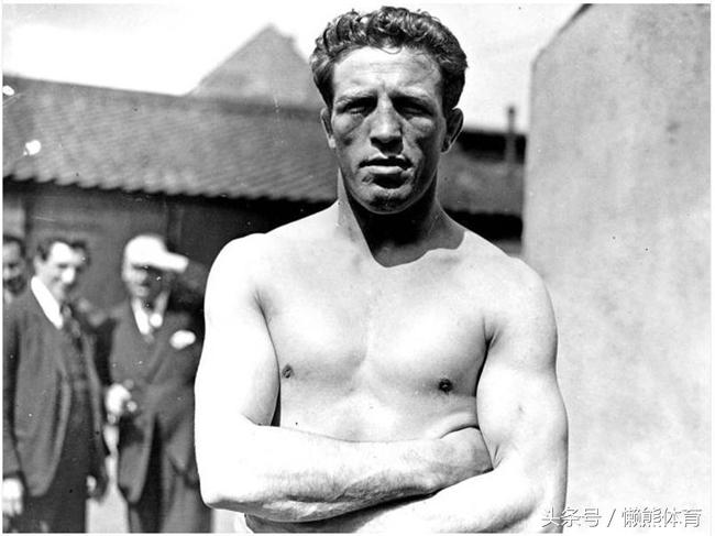 牙套的物种起源:库里叼着它可不止为了耍酷|懒熊涨姿势