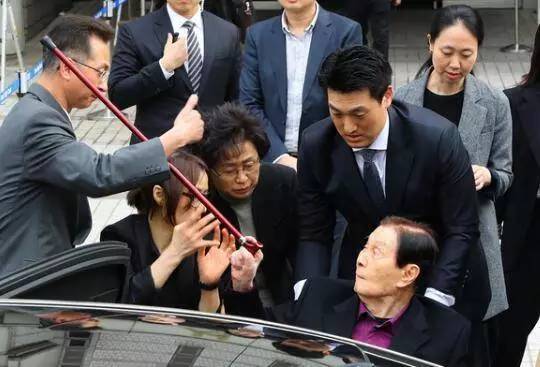 深度起底乐天：安倍家族世交，在中国生意多年来一直赔钱