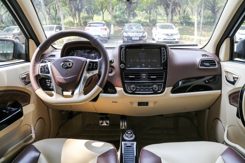 电动车双门超跑,超跑双门纯电动车