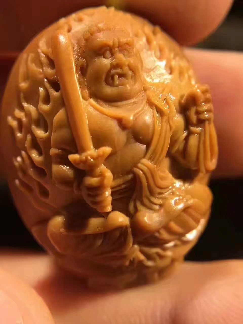 夏天到了！为何还是有很多商家让你拿到核后不准佩戴呢？