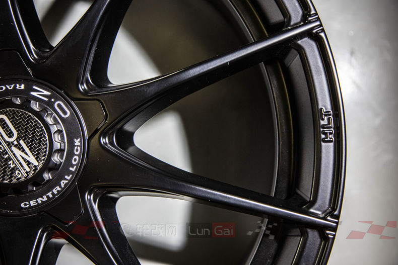 f1的设计,ozformulahlt轮毂怎么样