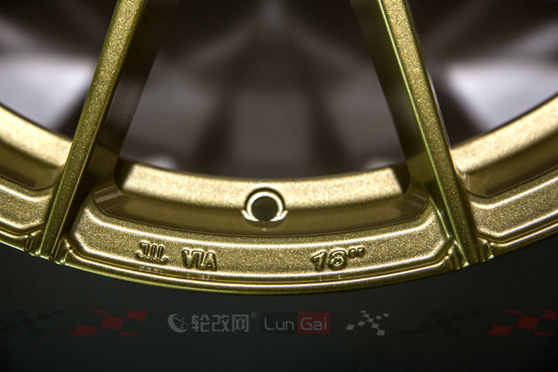 f1的设计,ozformulahlt轮毂怎么样