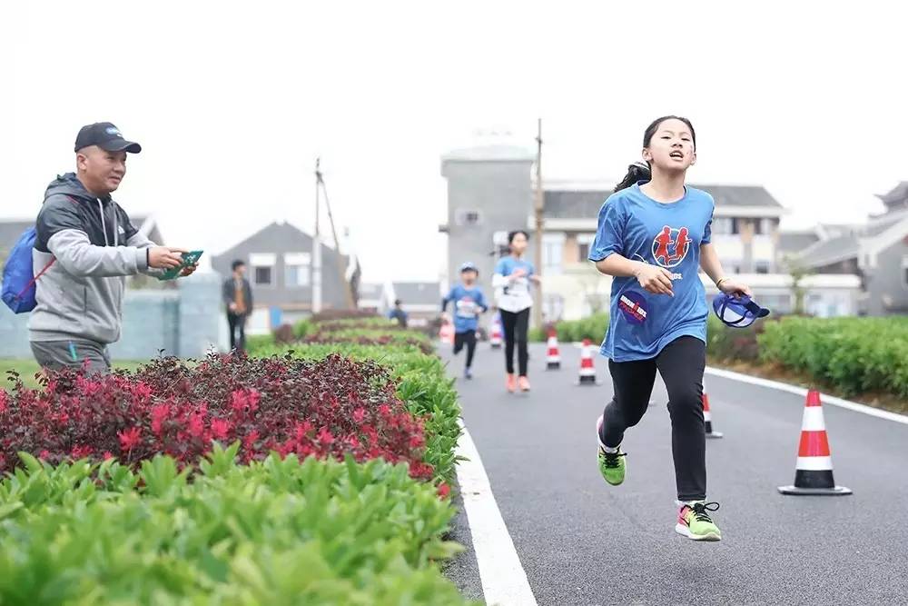 1岁的宝宝比赛,一岁宝宝能参加的比赛