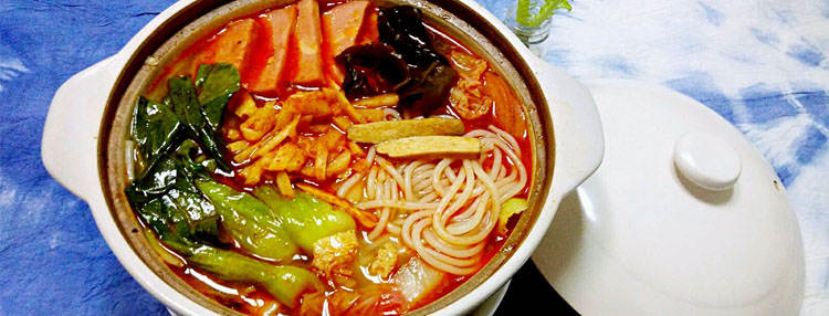 柳州螺蛳粉特色小吃介绍,柳州地道螺蛳粉套餐