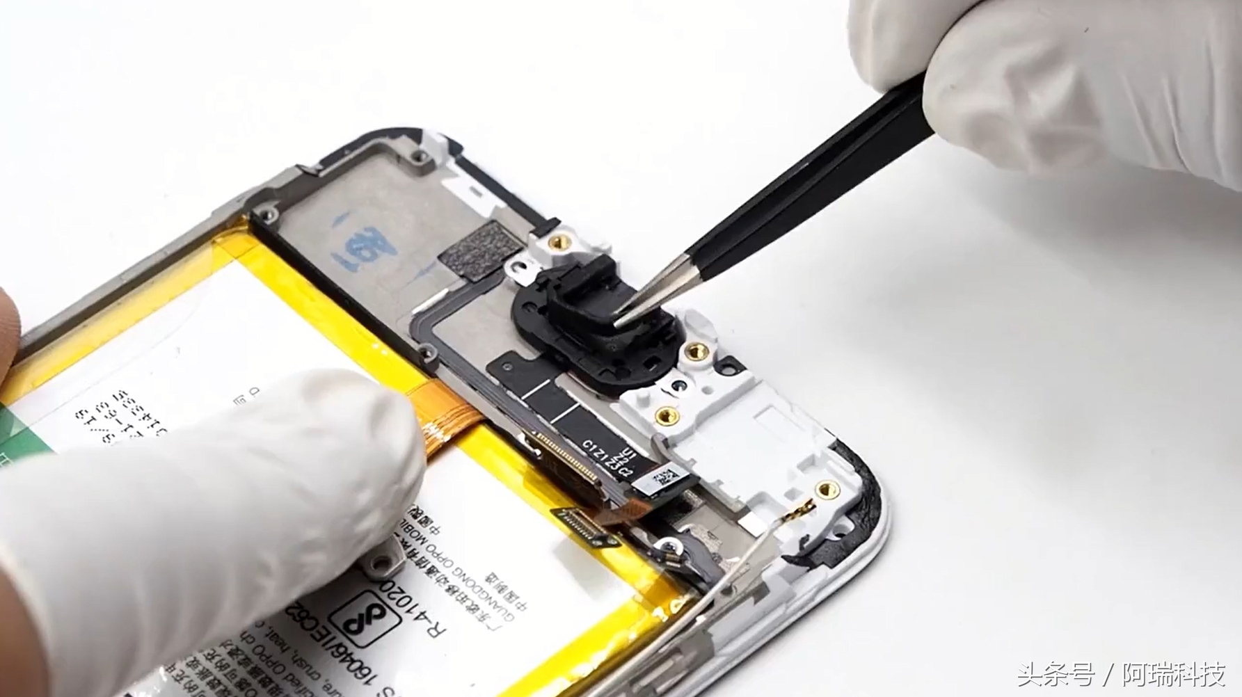 oppor9s鎷嗚В瑙嗛鏁欑▼,oppor9s鎷嗘満璇︾粏鍥捐В