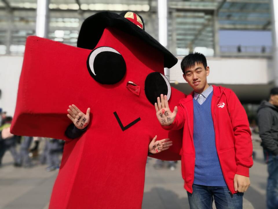 大学堪比美容院？从入学到毕业，对比照太震撼！