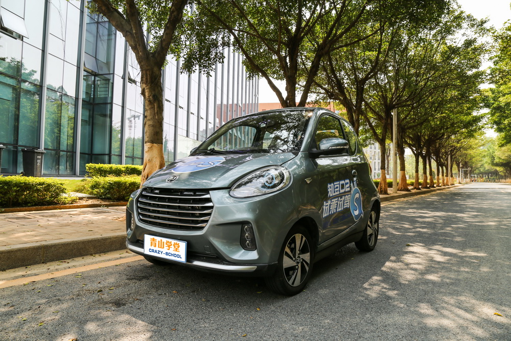 电动车双门超跑,超跑双门纯电动车