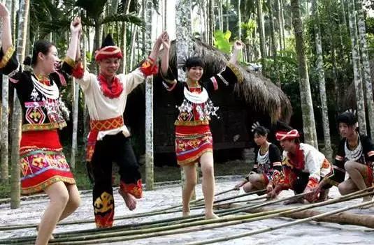 都怪这个三月三，我都不想上班了，怎么破！——海口日月广场