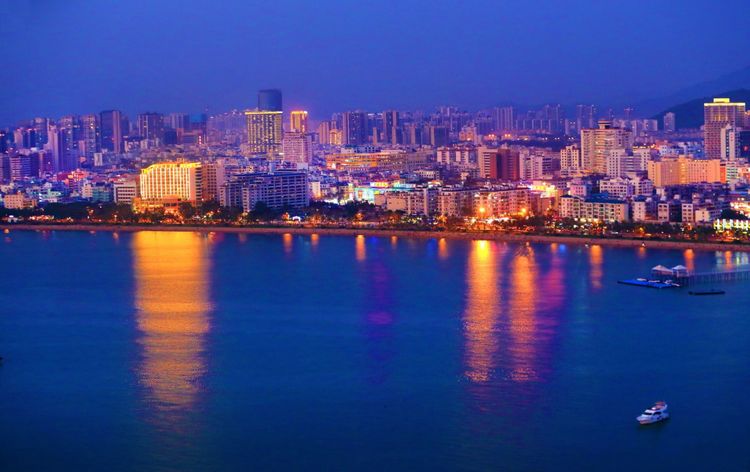 三亚凤凰岛房价,三亚凤凰岛