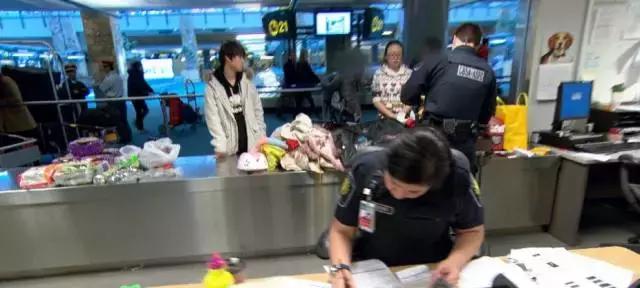 海关查扣奢侈品包包,海关扣留奢侈品包包