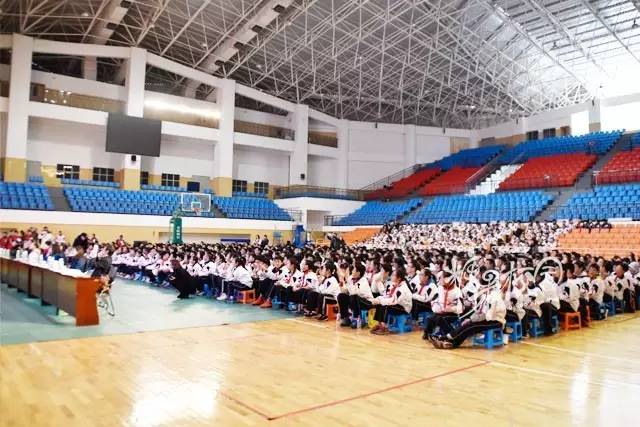 校园资讯|诗词风流含英咀华—昆十中、白塔中学举行古诗词大赛