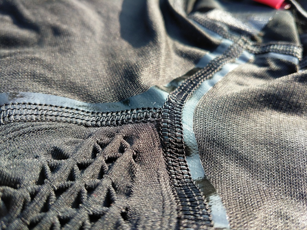 为什么中国就造不出这么牛叉专业运动装备——多运动压缩裤