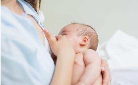 哺乳期孩子生病妈妈吃药起作用吗,哺乳期妈妈生病期间可以喂奶粉吗