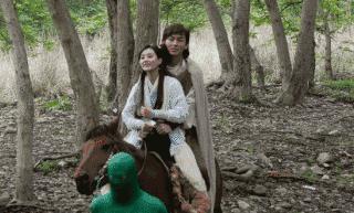 苹果手机怎么掰才容易掰开,苹果手机弯了一点能弄直吗