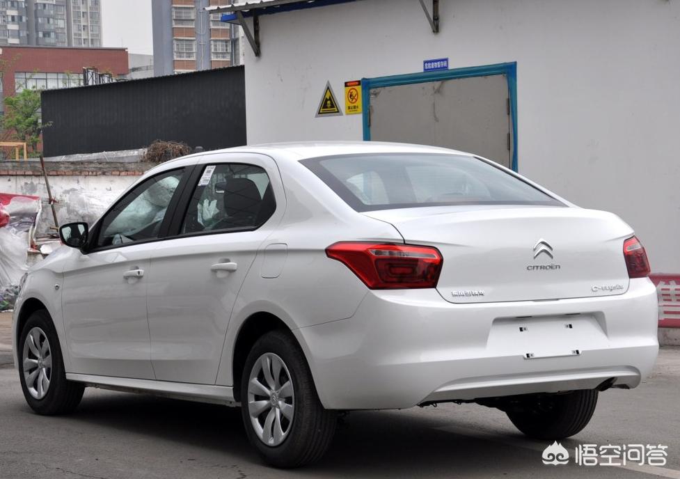 2023款雪铁龙爱丽舍落地多少钱,东风爱丽舍手动低配落地多少钱