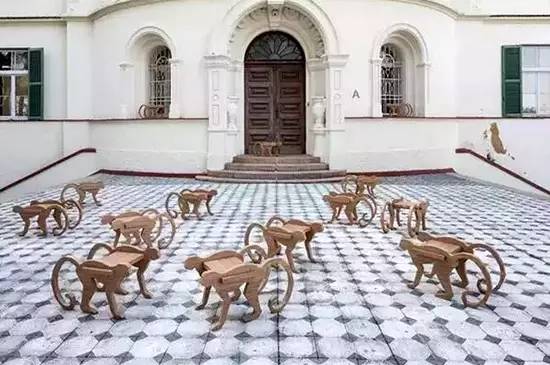 时尚圈的年意顶级大牌的一点心意，收下吧！